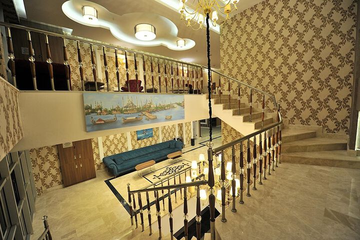 Room 14 of 43