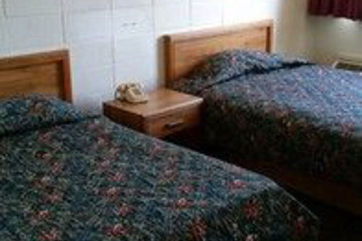 Room 9 of 20