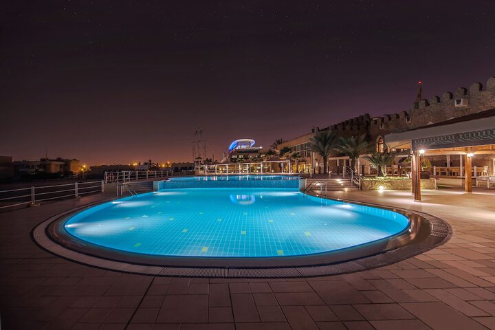 Pool 52 of 148