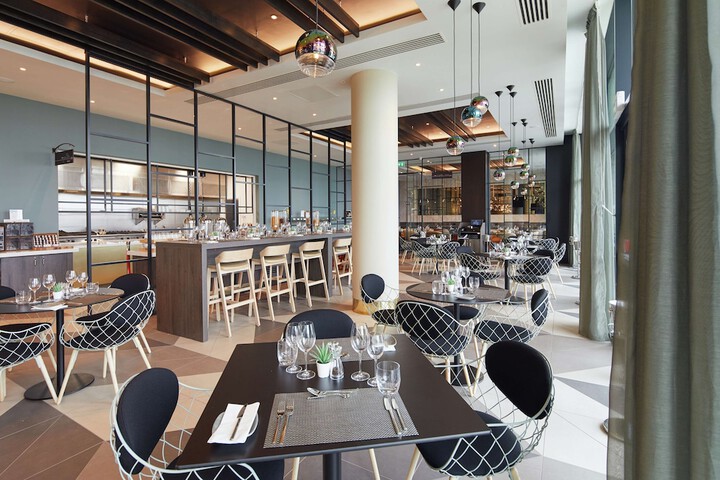 Dining Photos