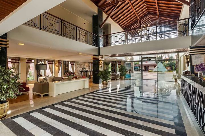 Hotel 2 of 74