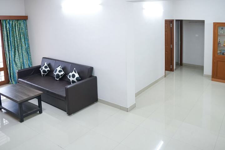 Room 16 of 33
