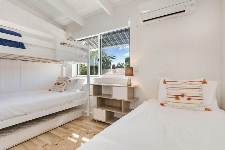 Room 2 of 15