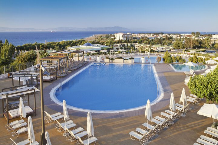 Pool Hotel