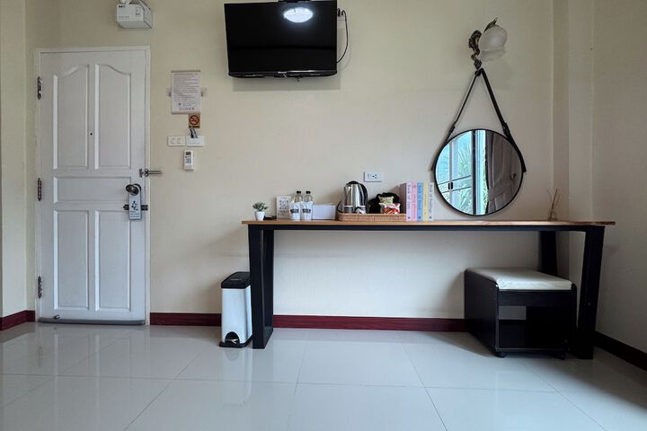 Room 12 of 62