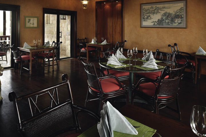 Dining 152 of 218
