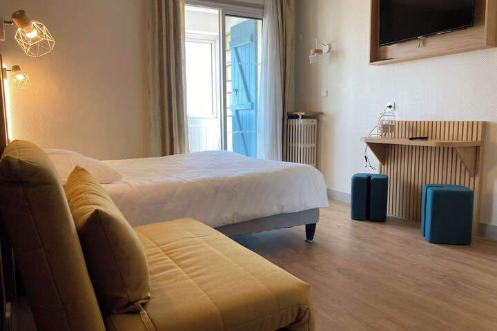 Room 15 of 51