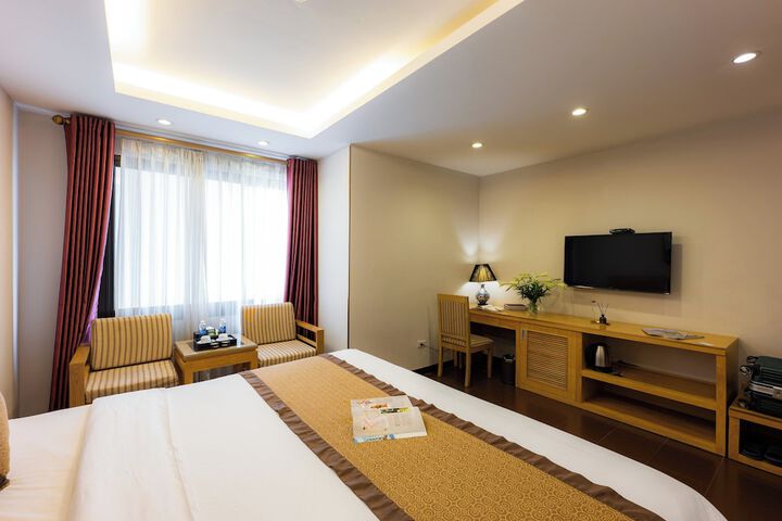 Room 26 of 112