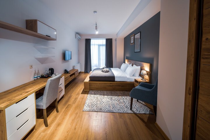 Room 13 of 57