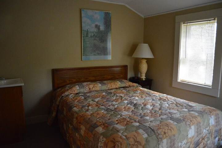 Room 11 of 46