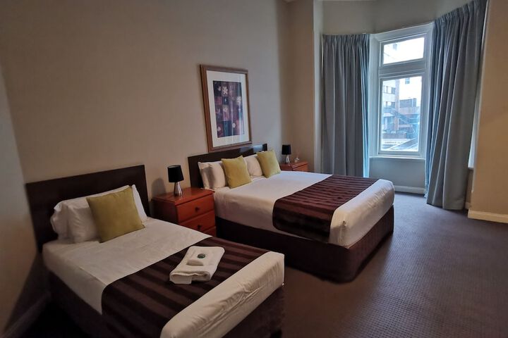 Room 16 of 65