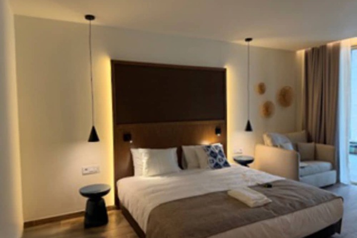 Room 3 of 26