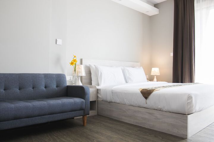 Room 3 of 110
