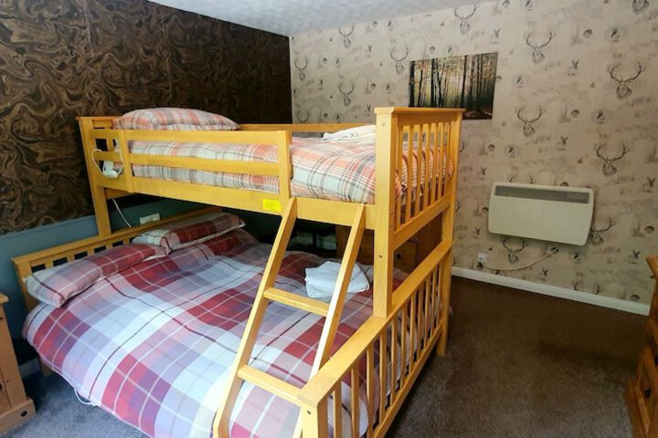 Room 10 of 75