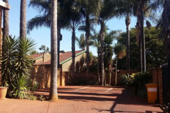 Property Grounds 17 of 39