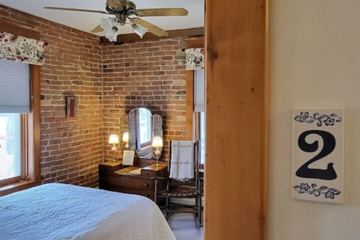 Room 14 of 35