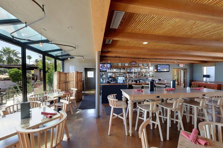 Sports bar