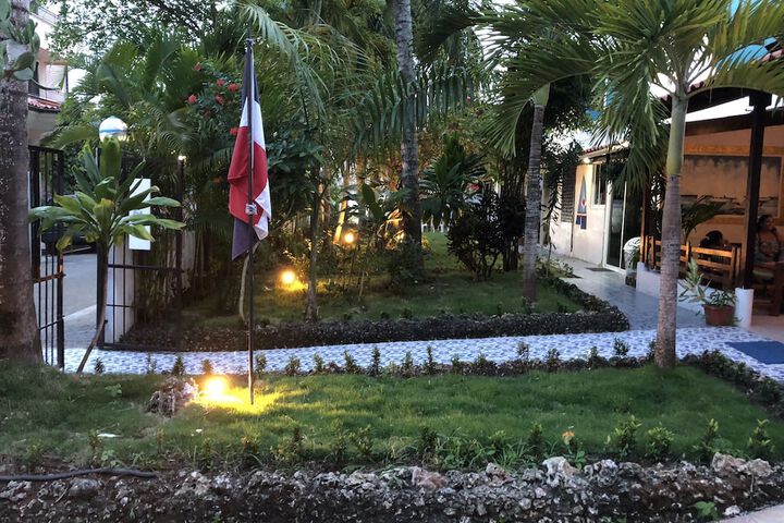 Hotel Exterior 44 of 51