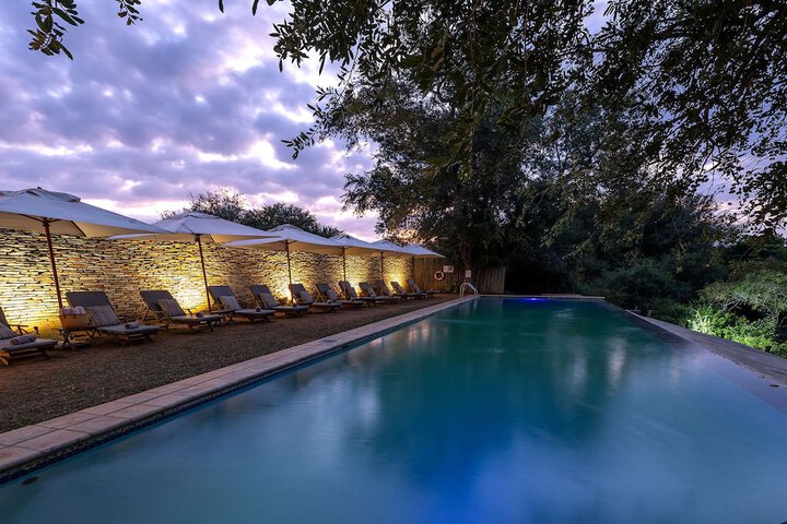 Pool 23 of 184