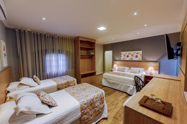 Room 8 of 88