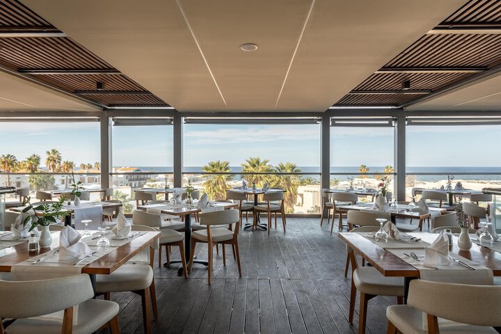 Dining 106 of 138