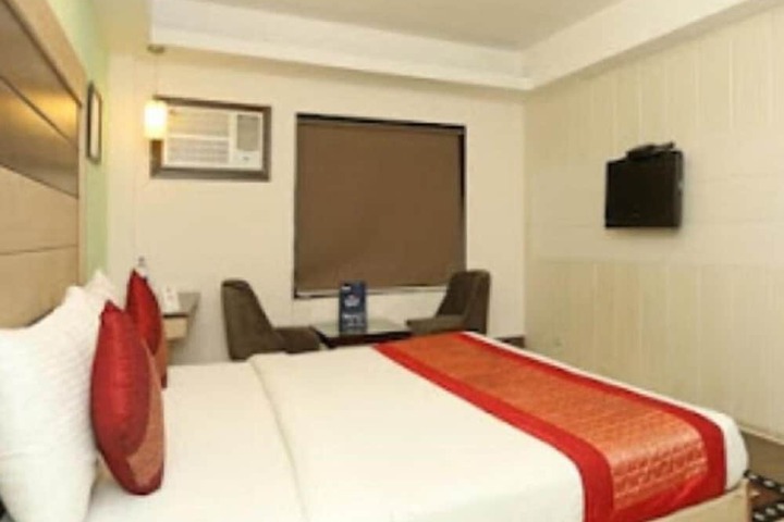 Room 16 of 22