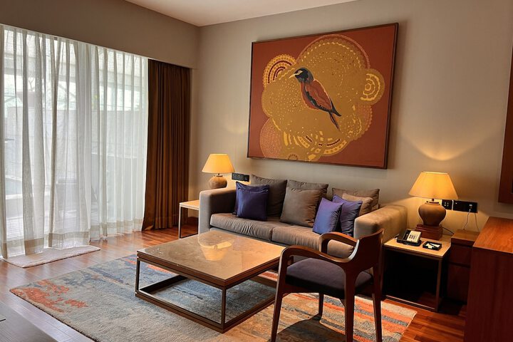 Room 13 of 30