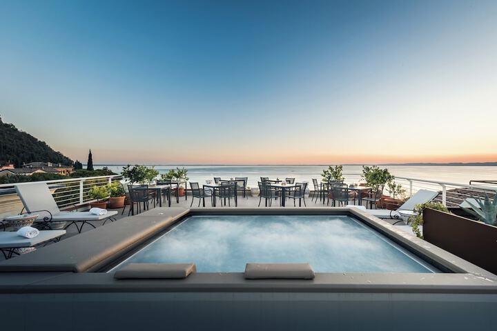 Terrace/Patio 52 of 60