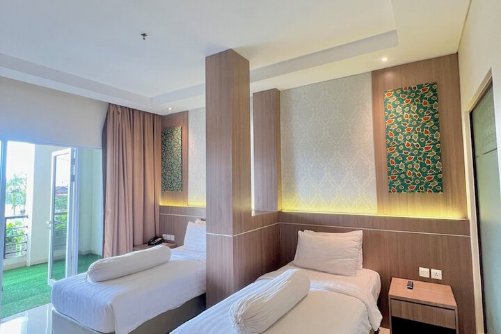 Room 20 of 33