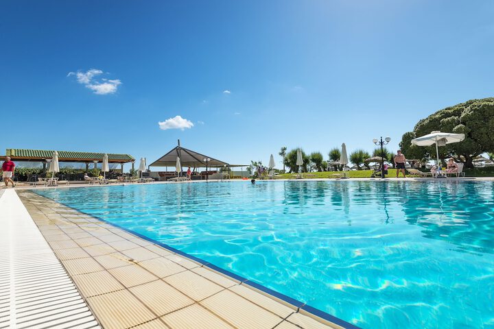 Pool Hotel