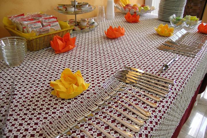 Dining 48 of 61