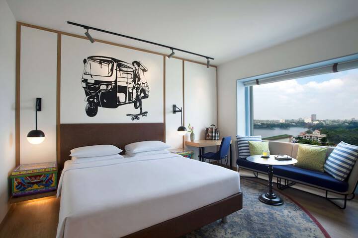 Room 28 of 88