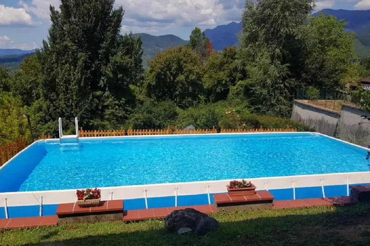 Pool 4 of 14