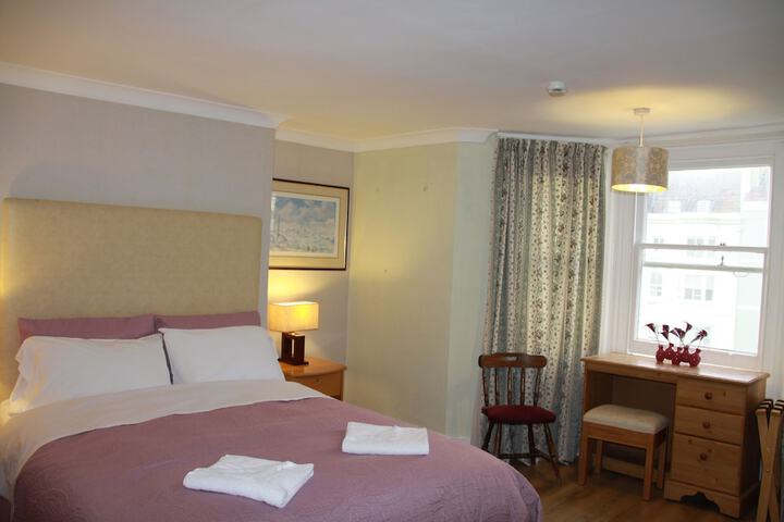 Room 21 of 81