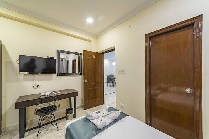Room 13 of 61