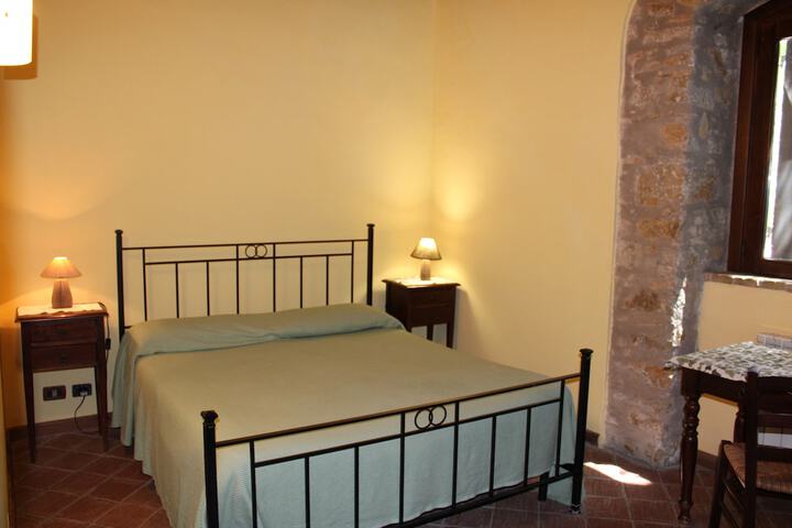 Room 7 of 44
