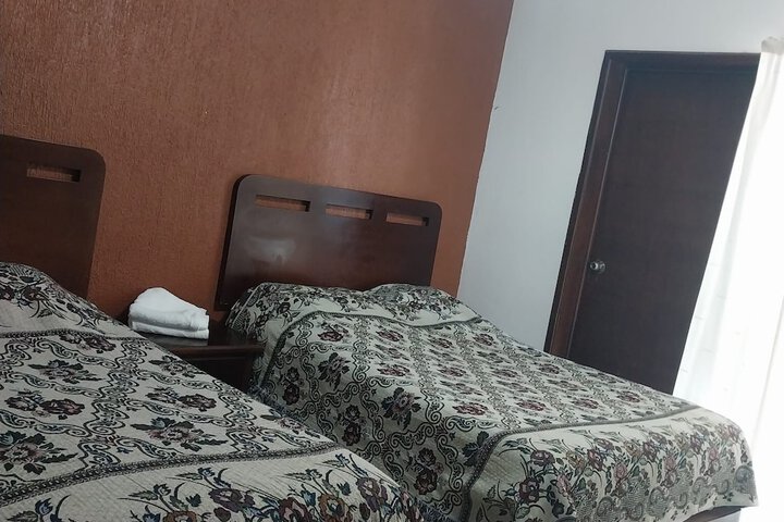 Room 32 of 57