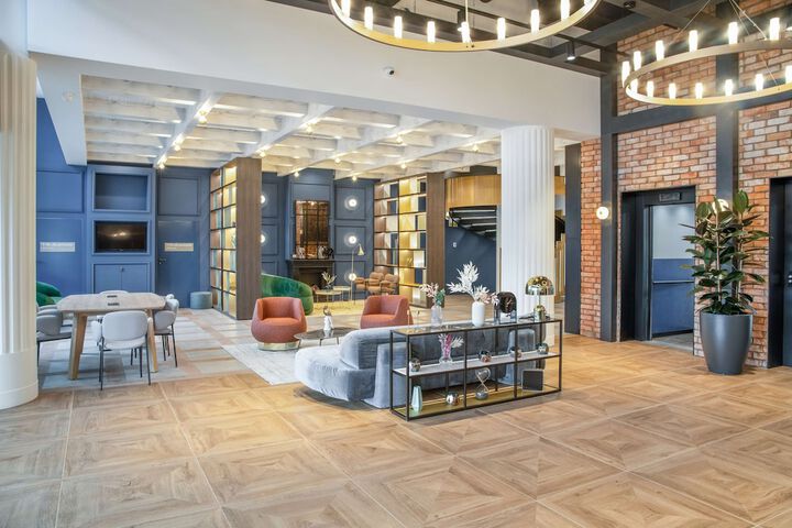Hotel Lobby
