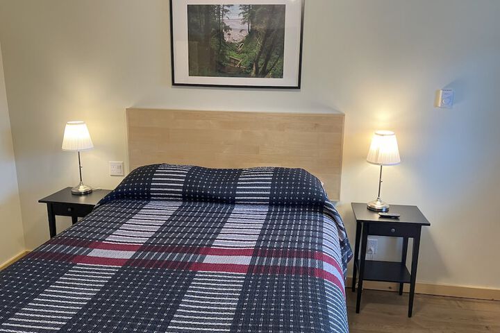 Room 10 of 19