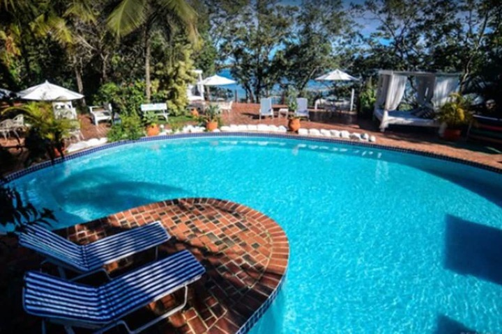 Pool 43 of 67