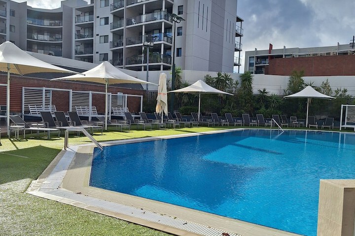 Hotel Exterior 108 of 113