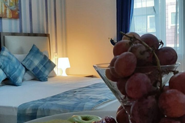 Room 5 of 44