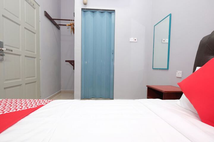 Room 26 of 43