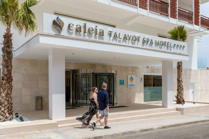 Hotel 174 of 187