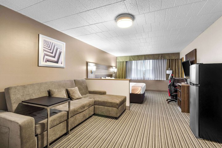 Room 19 of 54