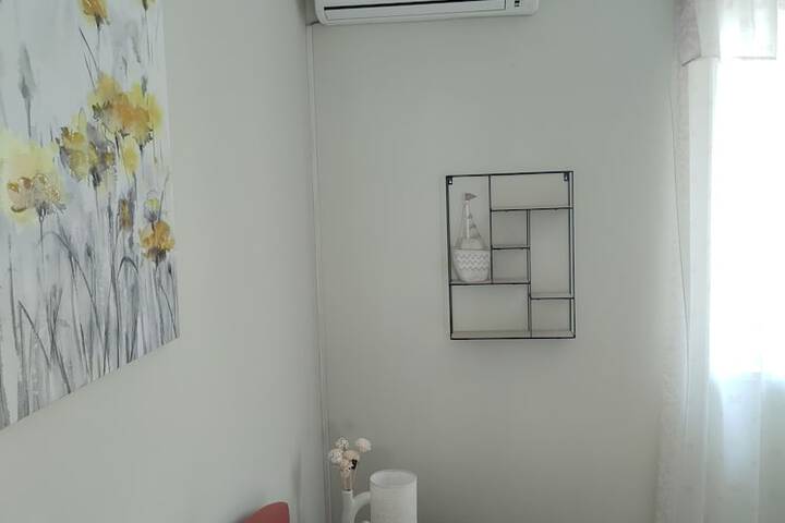 Room 11 of 53