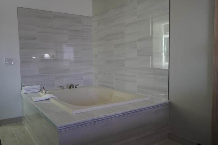 Room 3 of 11
