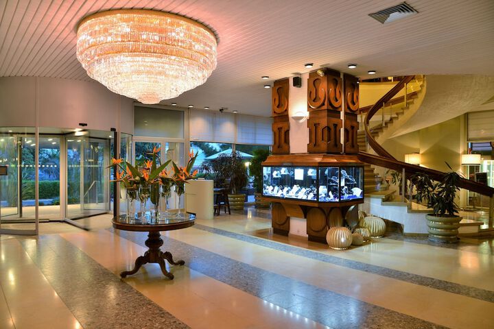Hotel Lobby