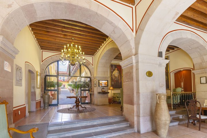 Hotel 4 of 67