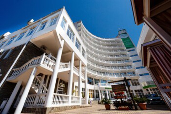 Garden Hills Hotel